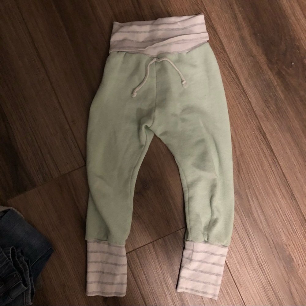Green Childhoods pants 3T